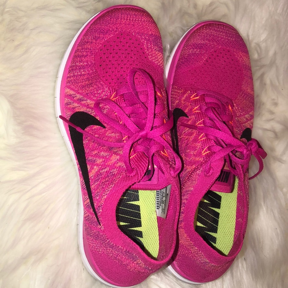 NIKE RUNNING BAREFOOT RIDE 4.0 size 8 women’s